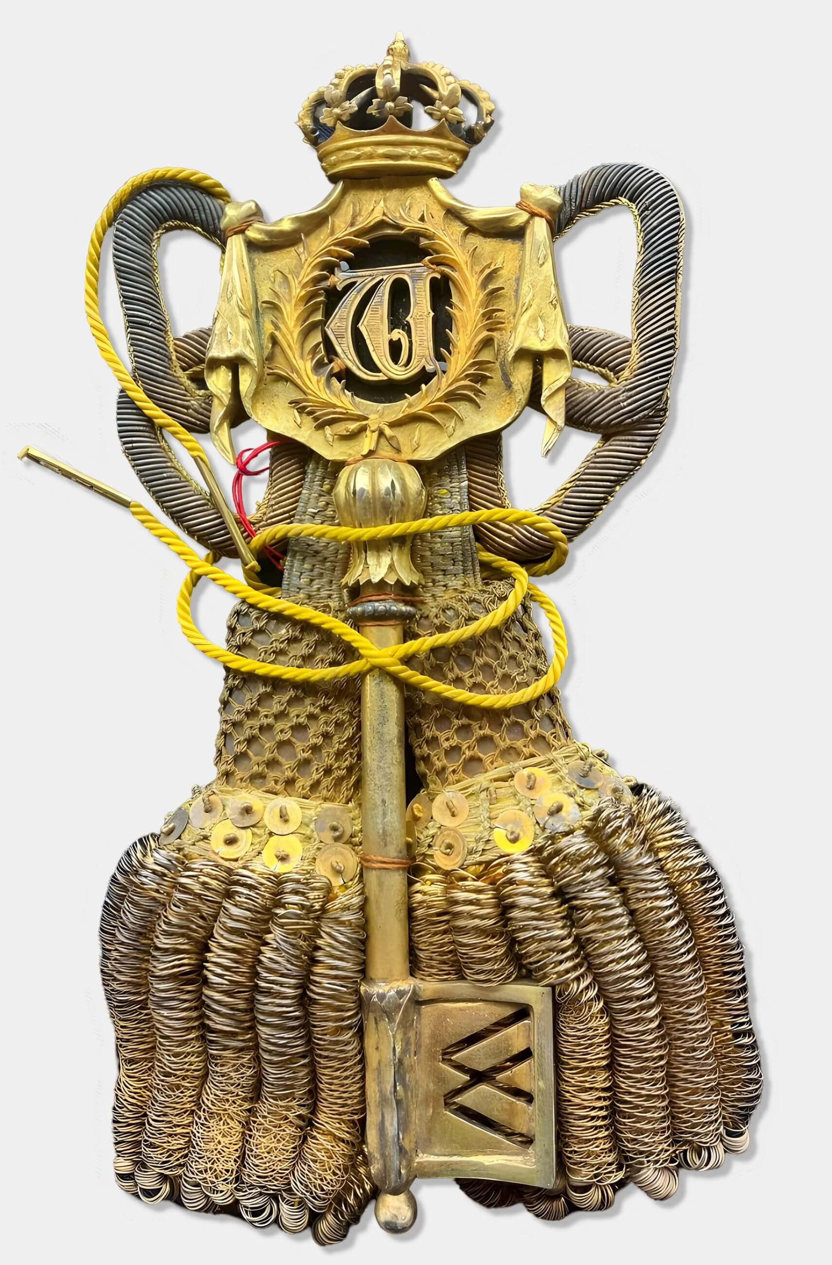 Kammerherrenschlüssel aus der Regierungszeit König Wilhelm II. (1891—1918). Silber vergoldet, Portepee aus Goldbouillon, Goldlahnstickerei, Länge 17 cm
